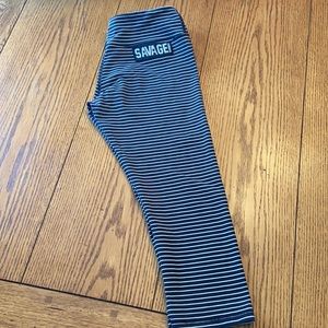 Savage Barbell crop Legging - Jailhouse